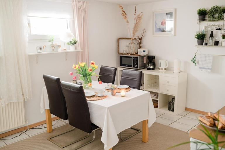 Others 4, BUCHLINDENWEG - Zimmer & Ferienwohnung, Lahn-Dill-Kreis