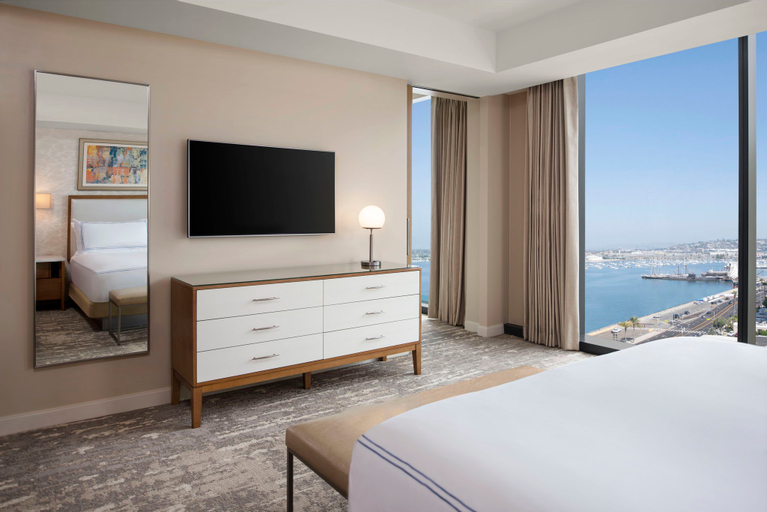 InterContinental San Diego Room Type - 1 Bedroom Suite Sofa Bed
