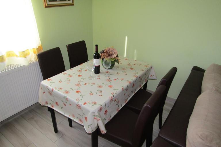 Others 5, Apartment Morozin, Krk