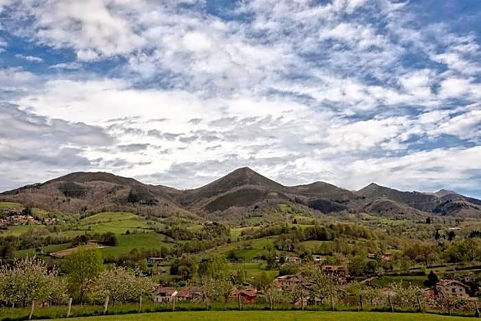Public Area 3, Villa de Mestas, Asturias