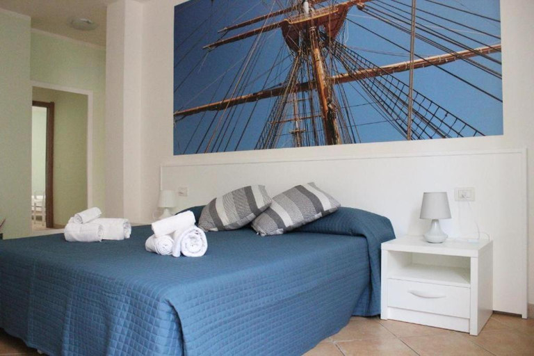 Bedroom 3, 103 Boutique Hotel Stintino, Sassari