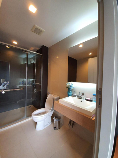 Bathroom 4