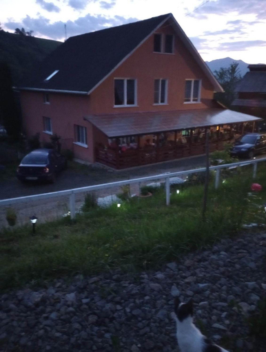 Others 5, Casa Geanina, Tiha Bargaului