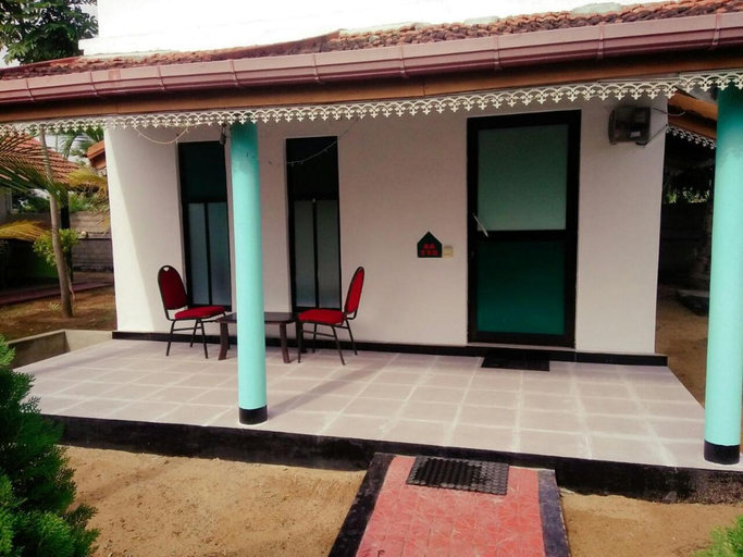 Others 5, Hotel Nirmaa Shadow Inn, Koralai Pattu (Valachchenai)