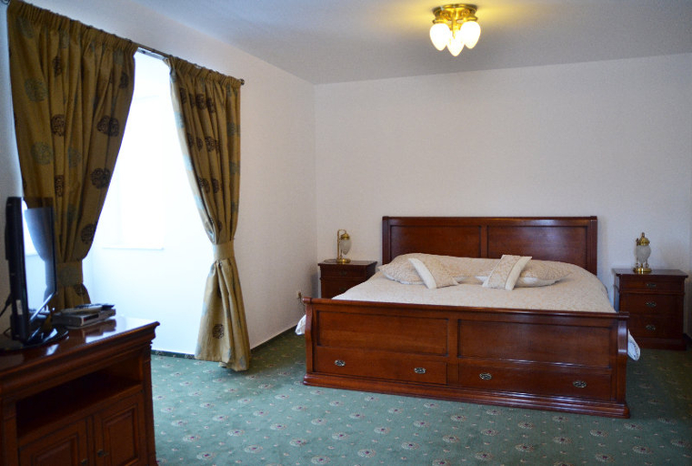 Bedroom 2, Monterai Resort, Brasov