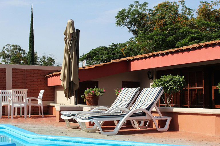 Sport & Beauty 2, Alojamiento Villas del Sol, Del Centro