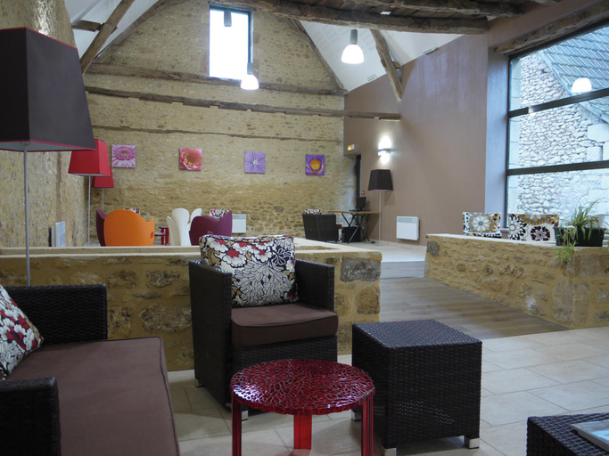 Public Area 2, Les Bastides de Lascaux, Dordogne