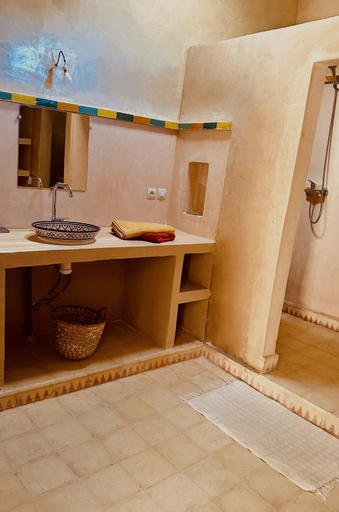 Bathroom 4, RIAD AMAN SKOURA, Ouarzazate