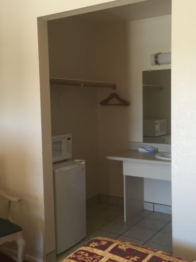 Others 5, Americas Best Value Inn, Mohave