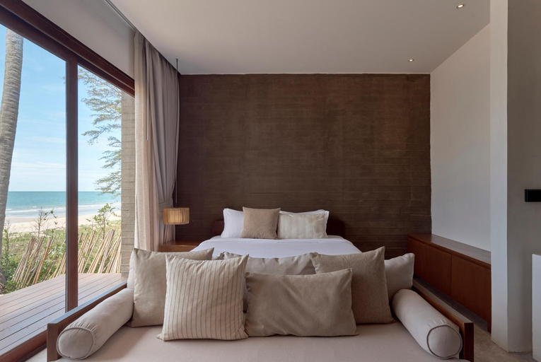 Bedroom, Chula beach khanom, Khanom