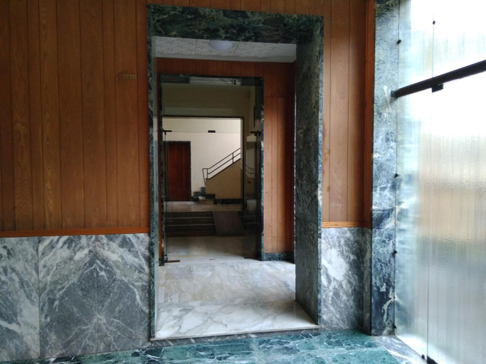 Others 4, Albergo San Maurizio, Torino