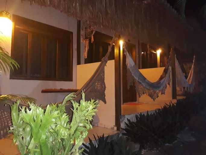 Exterior 6