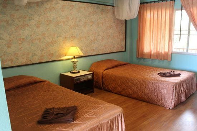 Bedroom 12