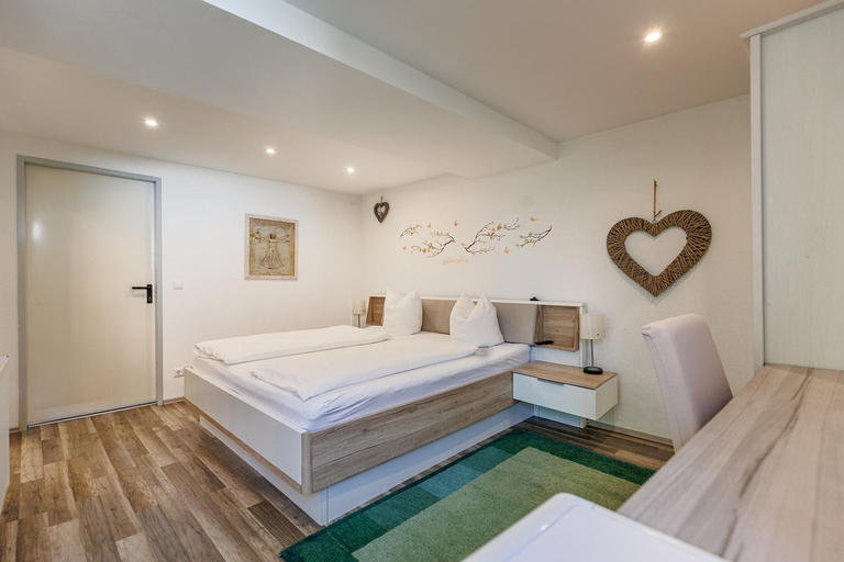 Bedroom 10