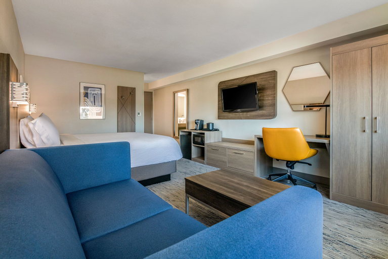 Holiday Inn Express San Diego South - National City by IHG - Tap to explore photos