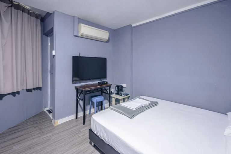 Others 5, K Hotel 8, Singapore