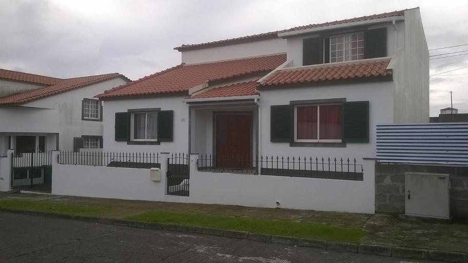 Others 2, Pedro Sousa Rooms na Relva, Ponta Delgada