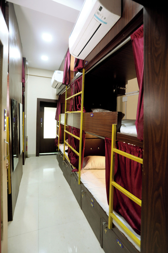 Bedroom 2, Mango Goregaon Hostel & PG, Mumbai Suburban