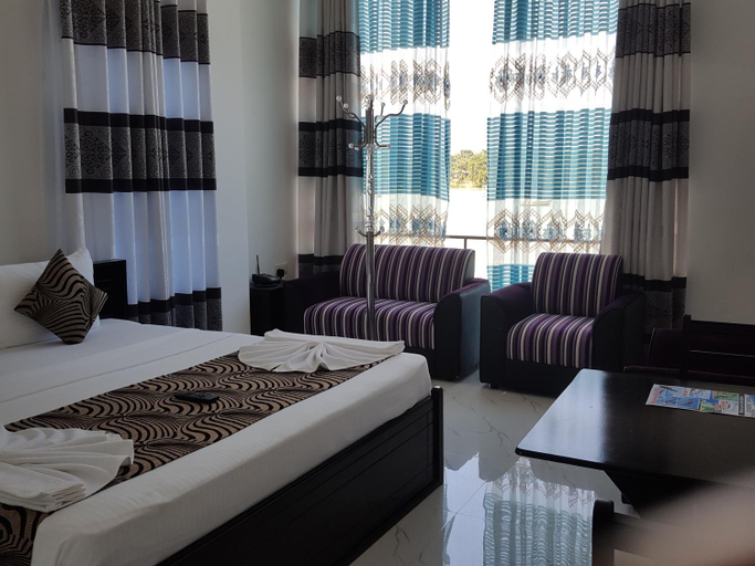 Others 5, Trinco Lagoon, Trincomalee Town and Gravets