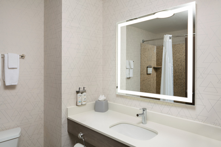 Bathroom 2
