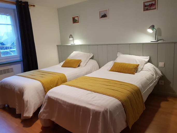 Others 3, Auberge de Keringar, Finistère