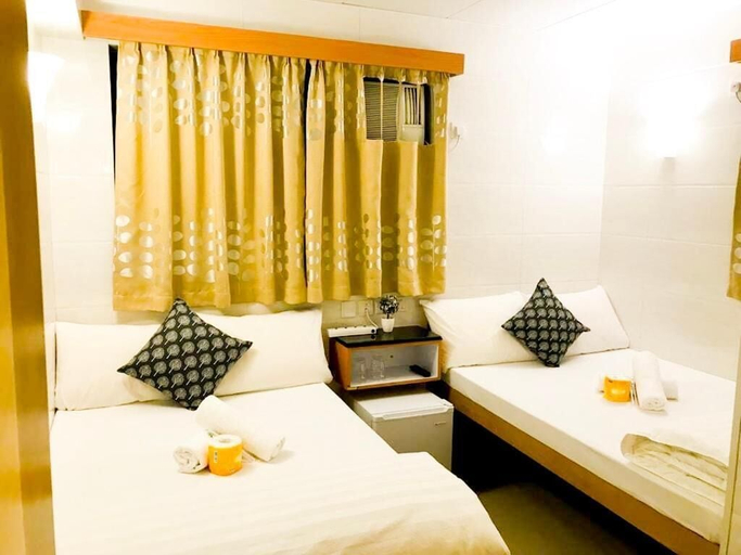 Bedroom, New World Guest House, Kowloon