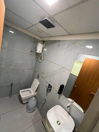 Bathroom 3, HOTEL MELBOURNE GANDHINAGAR, Gandhinagar