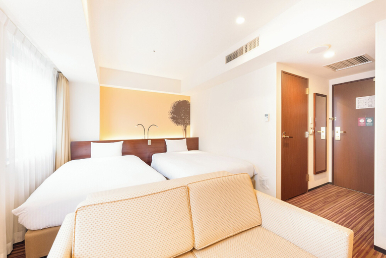 Bedroom 12