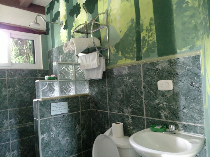 Others 3, Zapote Tree Inn, Flores