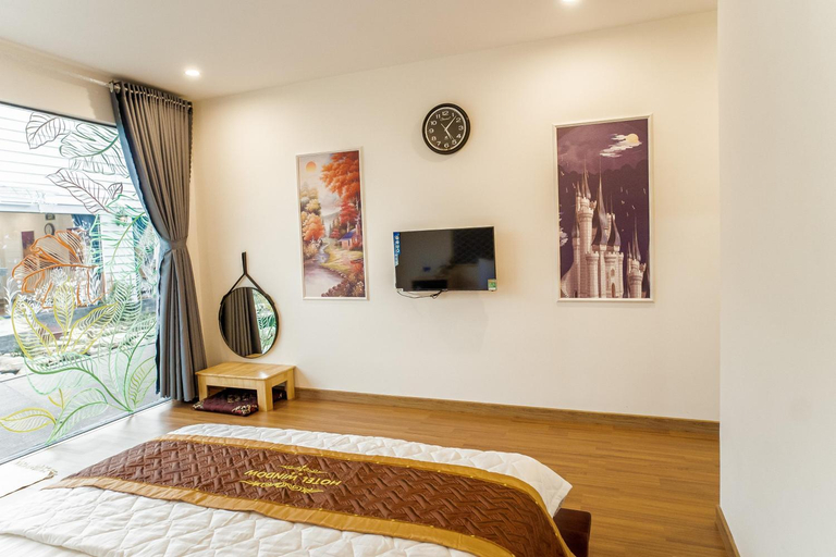 Bedroom 10