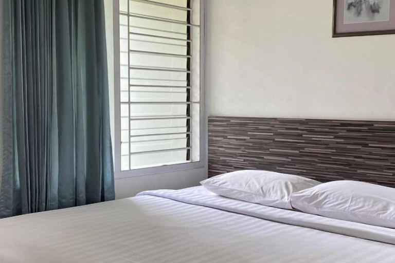 Bedroom 25