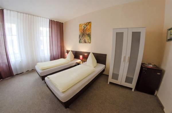General view 1, Hotel Pension Victoria, Berlin