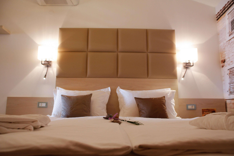 Bedroom 4, Marco Polo Boutique Hotel, Gradac