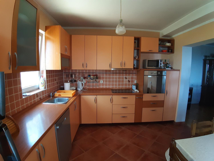 Others 3, Vesna Apartments