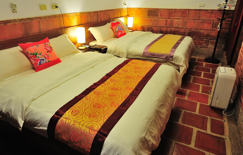 Bedroom 16