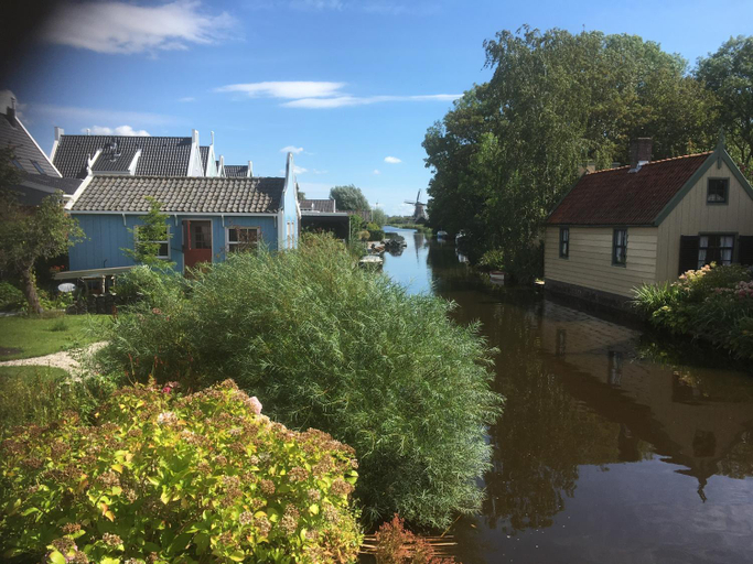Others 5, Het Pulletje, Zaanstad