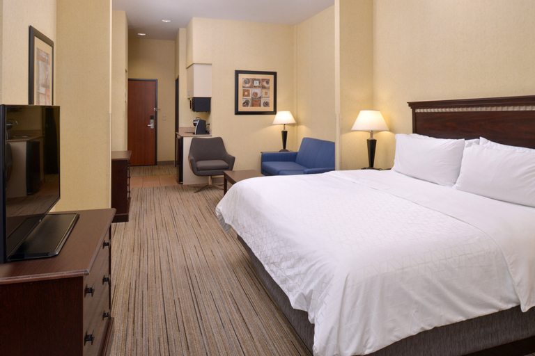 Holiday Inn Express Hotel & Suites Nampa - Tap to explore photos