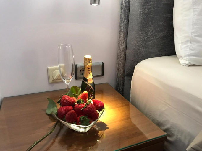 Bedroom 2, Art 'Otel, Stolichna