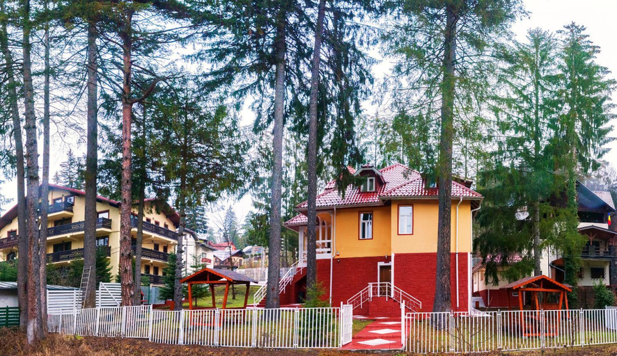 Others 4, Clermont Sinaia, Sinaia