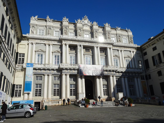 Exterior 4