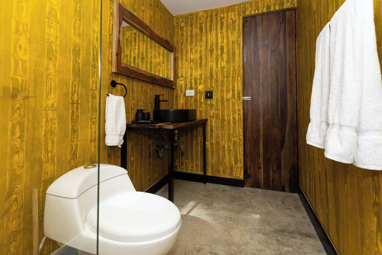 Bathroom 4, Kooteja Valle de Antón Glanta, San Carlos