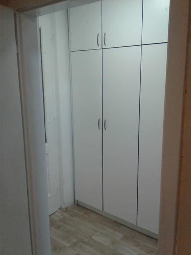 Others 5, Hotel Kamelija