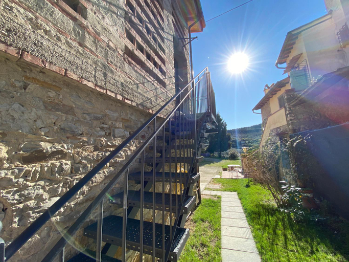 Others 5, Florence Villa Violetta, Florence