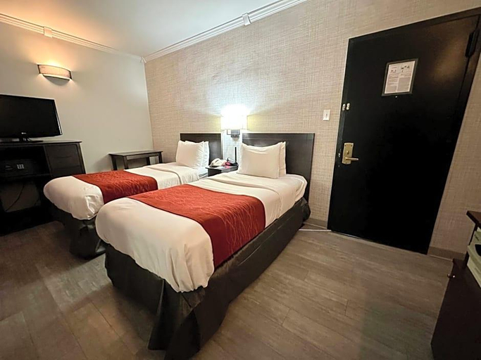 Bedroom 4, Heritage Hotel , Orange