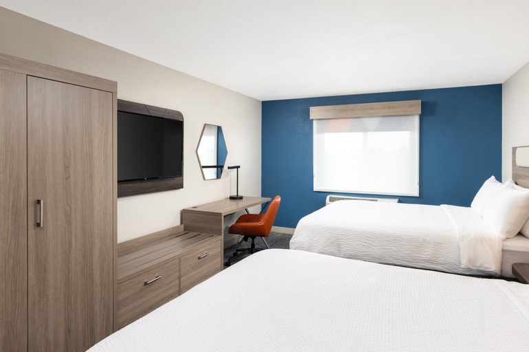 Bedroom 8