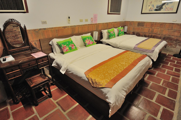 Bedroom 11