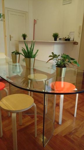 Others 1, Varese Suite Guest House, Roma