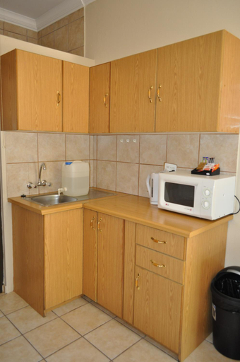 Others 2, Cashan BnB, Bojanala