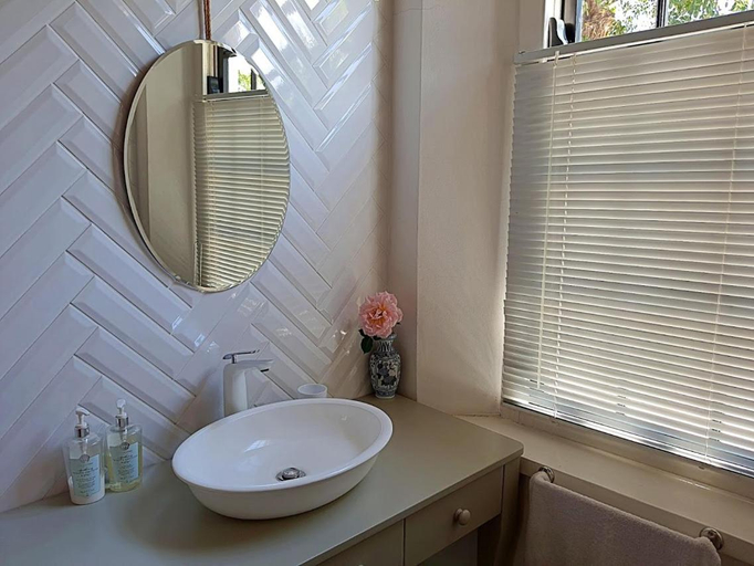 Bathroom 4, Beckett's Bliss, Cape Winelands
