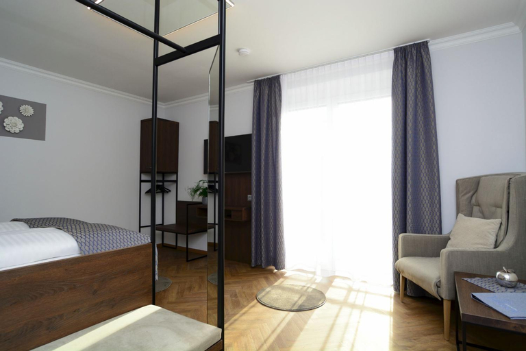 Bedroom 10